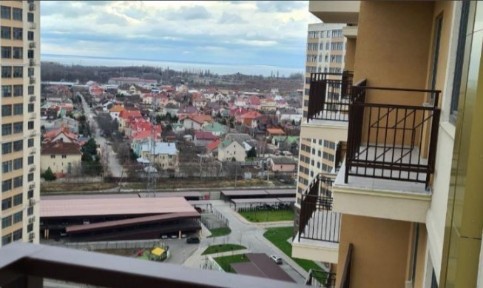 Продаж 2-кімнатної квартири 62 м², Перлинна вул.