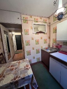 ЗДАМ 1 кім. квартиру вул. Нарбутівська рвйон молокозавода 6000 грн.