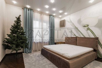 Продається стильна 4-кімнатна квартира площею 140 м2, Шевченківський