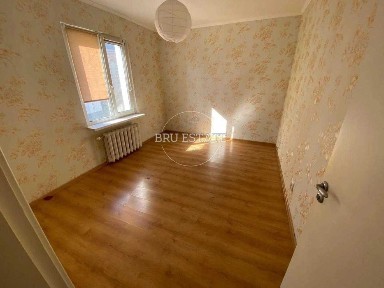 Продам світлу 2к кв на вул <a href='/newbuilding/4773/view/zk-dragomanova'>Драгоманова</a> 1Б Позняки біля Озера 