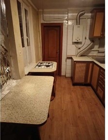 Здається частина будинку на Кущівці на вулиці Десантників!