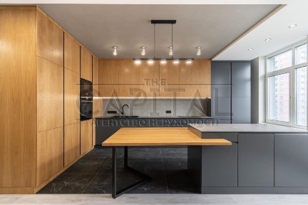 Київська область, Київ, Дніпровський