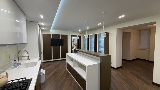 Хмельницький, Подільська 102