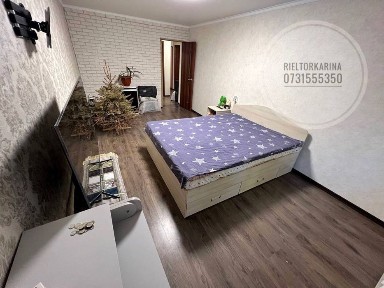 Продам 2к кв/Космонатвов-Николаевская с тех и меб.