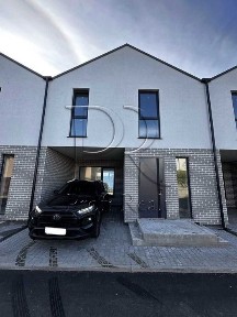 Продаж будинку/Воскресенські сади/Русанівські сади/Дніпровський р-н