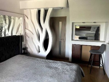 Трикімнатна на Садах-1 на 8-му пов. 66 кв/м з євроремонтом І КОД 43835