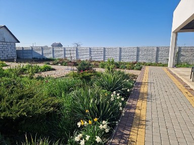 Новий двоповерховий будинок с. Молодіжне