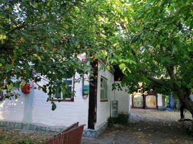 Будинок та великий участок 34 сотки