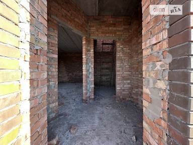 Продаж 2 поверхового таунхауса з ділянкою на 1.5 сотки, 70 кв. м, 2 кімнати, на вул. Затишна • ID 33668999