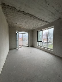 Простора 2-кімнатна квартира з терасою біля Львова, смт Івано-Франкове