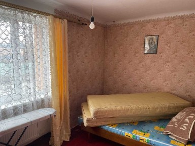 продам 2- х кімнатну квартиру