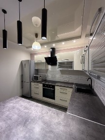 Продаж 2-х кітнатної квартири вул. Жужоми