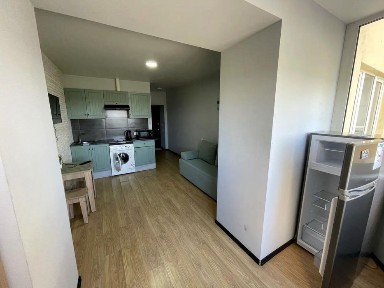 Київ, Дарницький, вулиця Євгенія Харченка 47 б