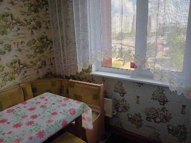 Здам 2-у кв. вул. Милославська 25