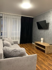 Гатне, Покровська 2/2