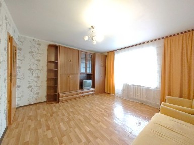 Простора 1-кімнатна квартира в самому центрі Буча - 10 000 грн/міс!