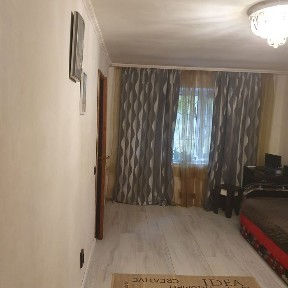 Метро Голосіївська 500 метрів. 1 кімнатна