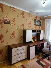 Продаж 2кім. по вул. Стуса.