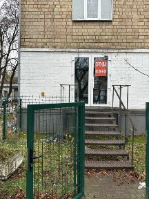 Пряма пропозиція! Оренда 47 м2. Фасад. Площа Космонавтів!