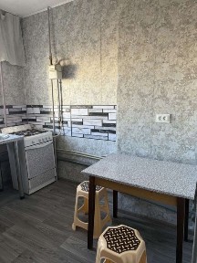 Здам 1 кімнатну квартиру на Половках