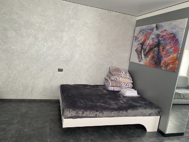 Нова квартира. Подобово, оренда.