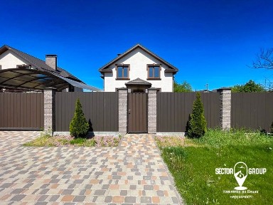 БЕЗ КОМІСІЇ І ДОДАТКОВИХ ПЛАТЕЖІВ! Сучасний котедж в престижному районі