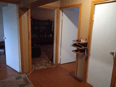 Продаж 4-кімнатної квартири неподалік Полтави