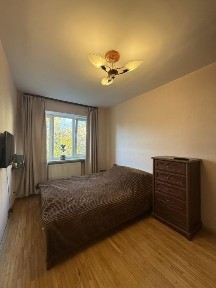 Продаж 3-х кімнатної.