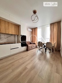 проспект Берестейський, 67, район Святошинський, Київ, просп. Берестейський 67 • ID 33713475