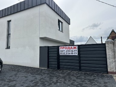 Продаж будинку р-н Шкільна