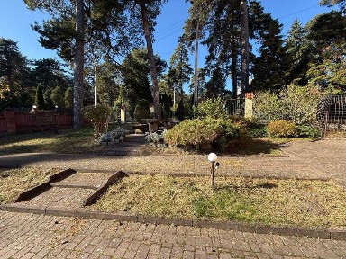 Продаж будинку у Брюховичах поблизу соснового лісу і озер