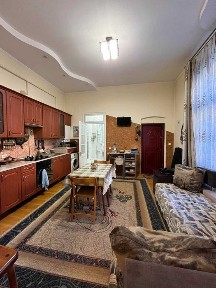 Продаж квартири в Центрі