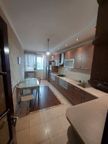 Київська область, Вишневе