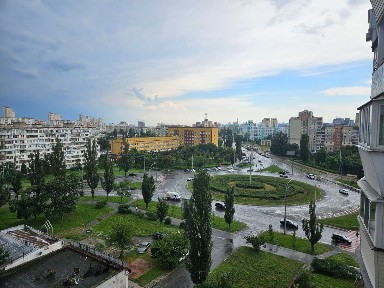 Киев, Оболонская пл., 5