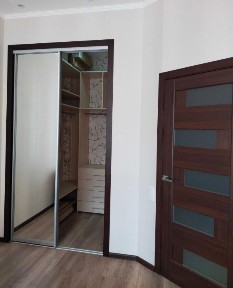 Продажа 1-комнатной квартиры 41 м², Жемчужная ул.