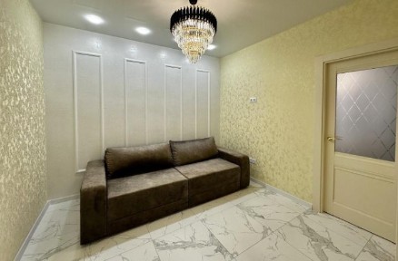 Продажа 3-комнатной квартиры 62 м², Жемчужная ул.