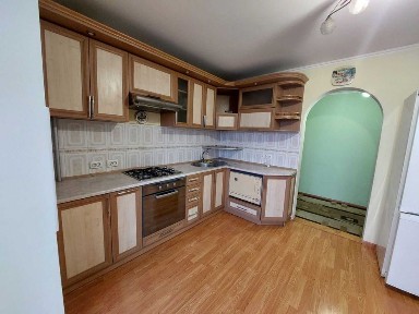 Здається в оренду 2кім. квартира з і/о вул. Вовчинецька (АТБ)