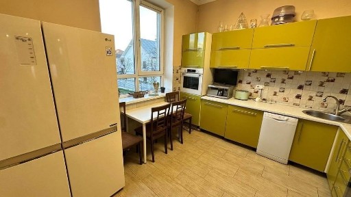 Оренда затишної оселі для великої сім'ї