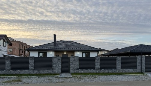 Ворзель, Грушевського 5