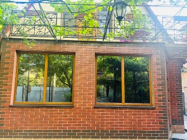 Продам дом Участок 5 соток. Готовый бизнес ул. Парковая