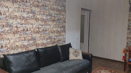 Продам прекрасную трешку рядом с метро Алексевская