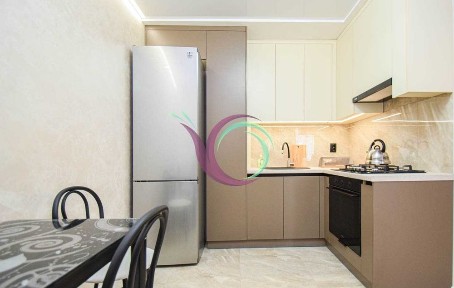 2-к. квартира з ремонтом, і/о та балконом в р-ні БАМ за вул. Київська