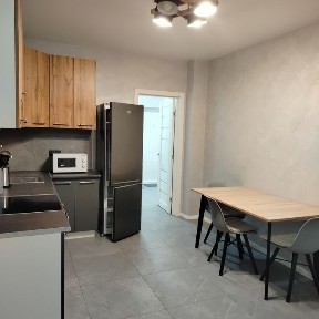 Здам 2 кімнатну Центральний 2