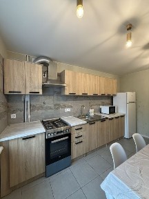 Київ, Дніпровський, Воскресенський проспект 48