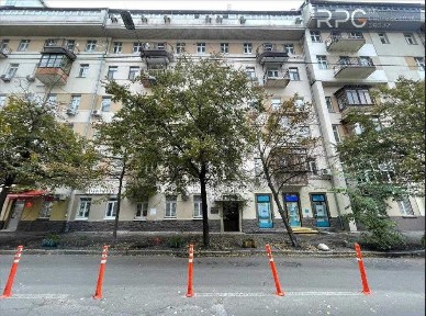 й поверх Урядовий кв Липська +ПАРКОМІСЦЯ +укриття +меблі