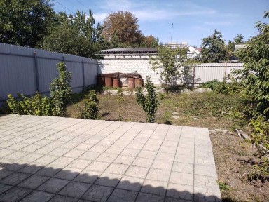 Продам невеличкий будинок в Дергачах