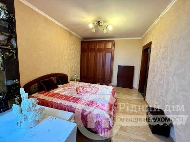 Продам 3К квартиру м. Українка біля р. Дніпро