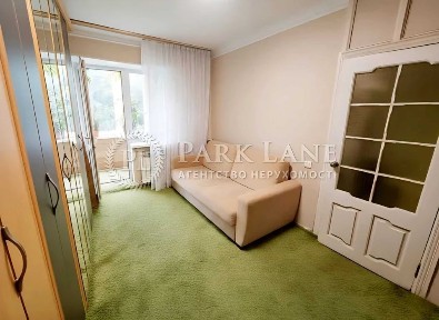 3к Кіквідзе, Бойчука, Ботсад Гришка, Дружби народів, Печерськ