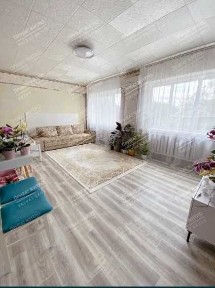 Комфортний 2-поверховий будинок на Розсошенцях