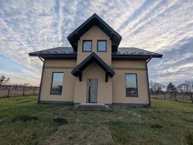 Продаж будинку в котеджному містечку